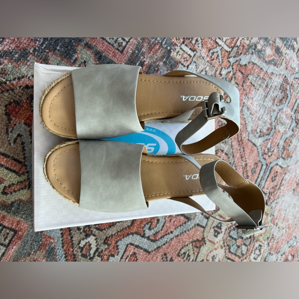 Womens SODA espadrille platform sandals